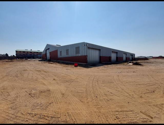 2,400M² WORKSHOP TO LET IN FAIRLEADS